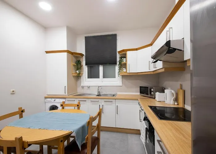 & - Neighbourhood Of Gros サン・セバスティアン