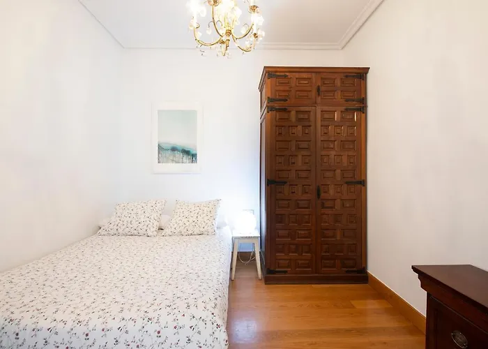 & - Neighbourhood Of Gros アパート *